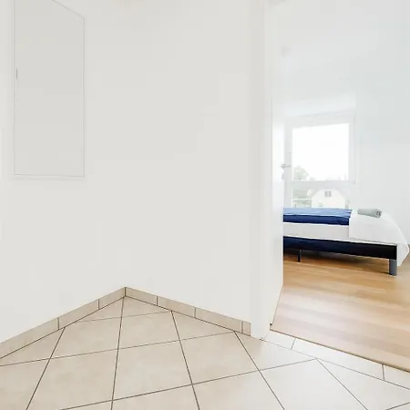 Leta Homes - Komfortables Gaestehaus - Eigene Parkplaetze & Traumterrasse Apartmán Straubing