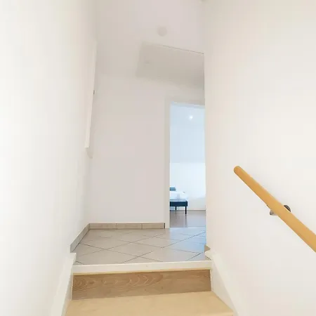 Apartmán Leta Homes - Komfortables Gaestehaus - Eigene Parkplaetze & Traumterrasse