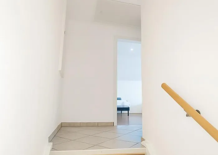 Διαμέρισμα Leta Homes - Komfortables Gaestehaus - Eigene Parkplaetze & Traumterrasse